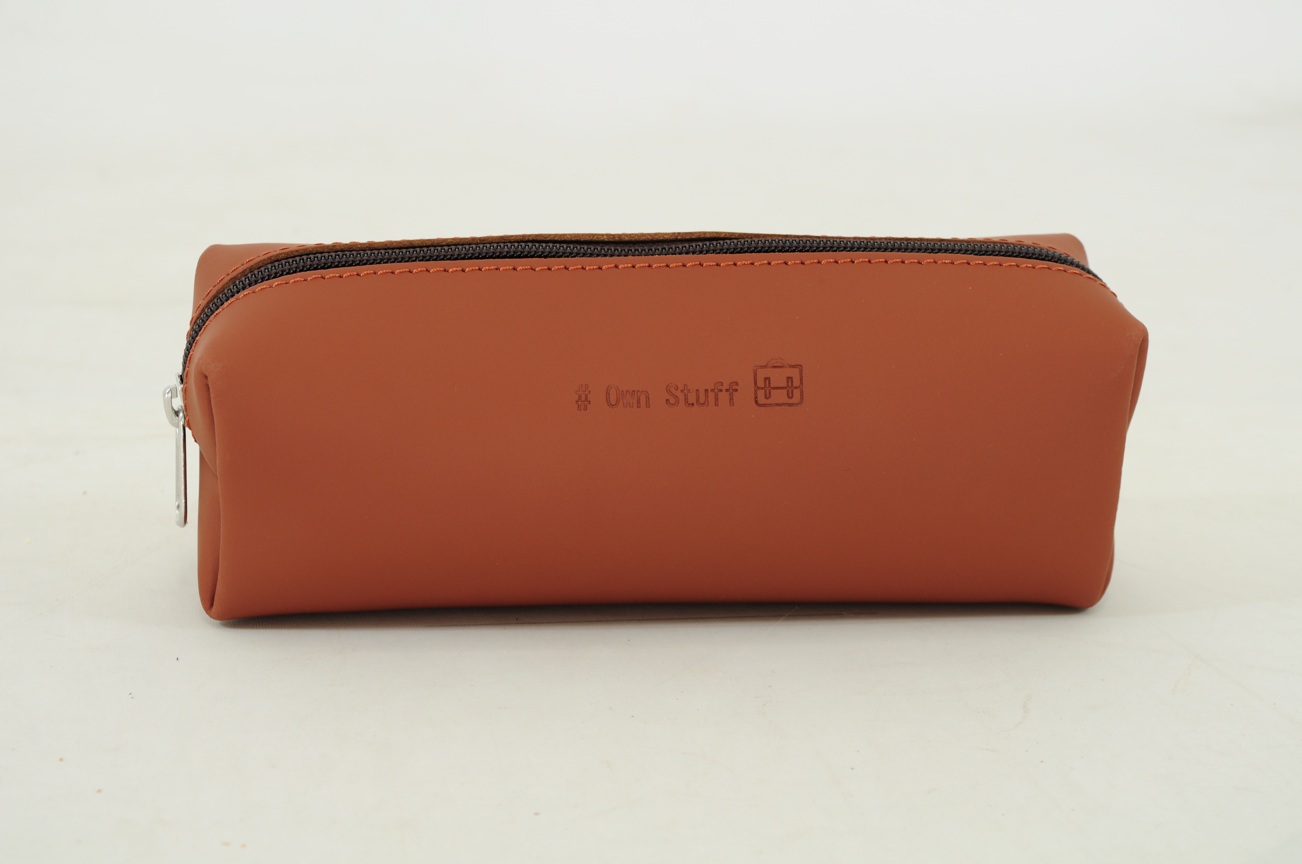 Own Stuff Pennenzak OS Classic Chestnut 22x5.5x7 cm