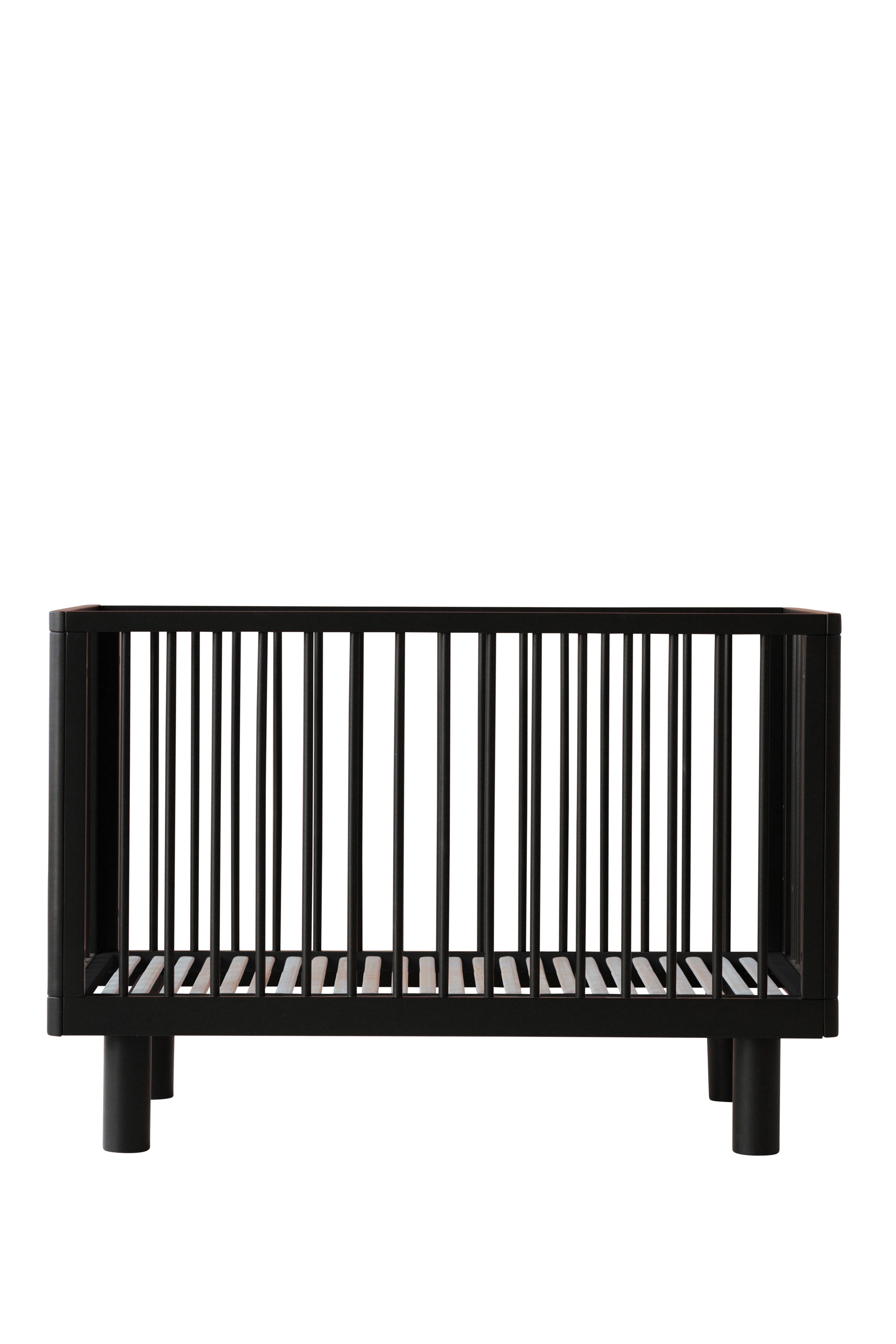 Karl&Fric Bed Nox Cot Black Satin 120x60 cm
