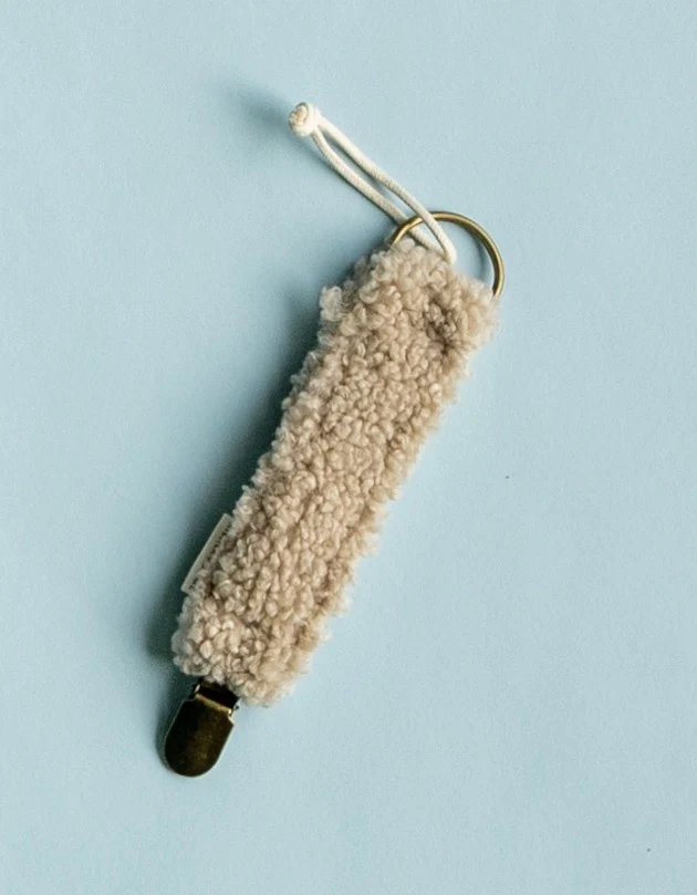 ATELIER POMME Fopspeenkoord Teddy Bonjour Beige