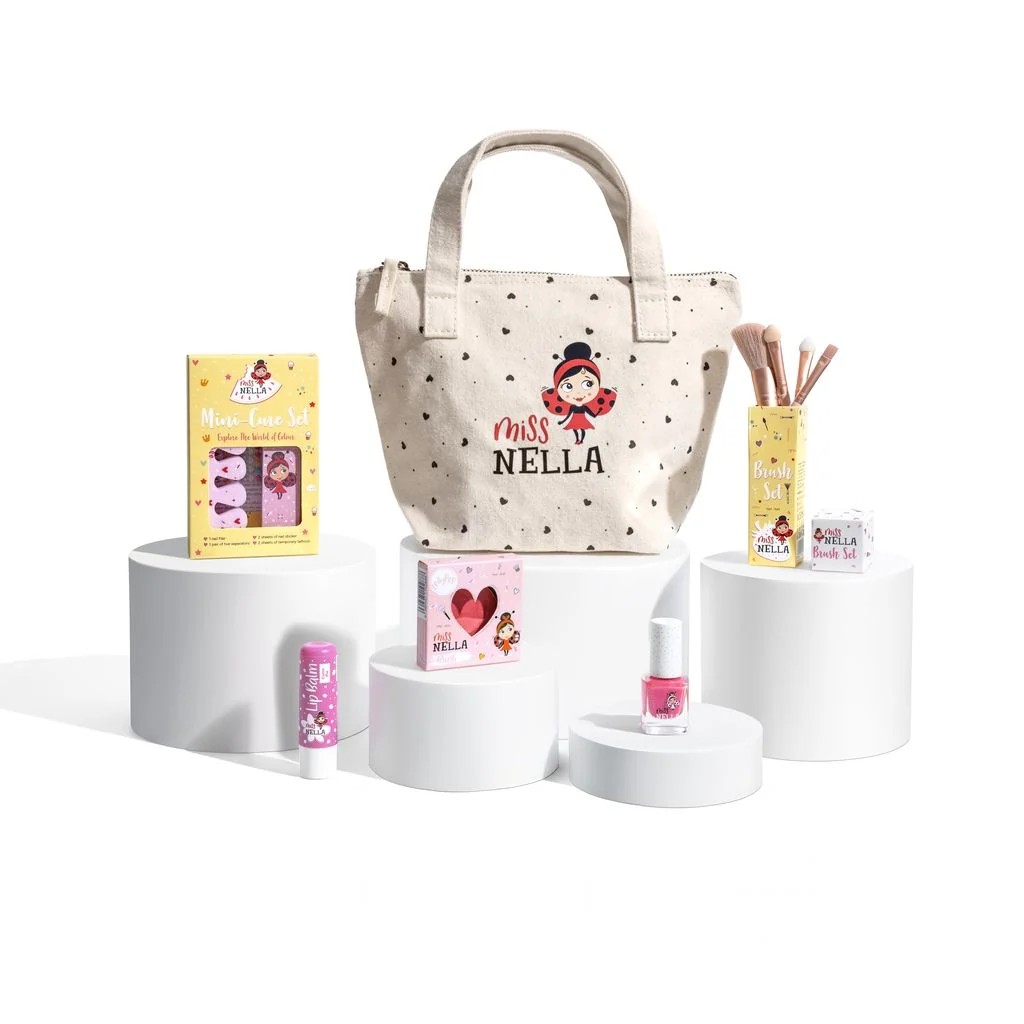 Miss Nella Canvas-Tas Girly Girl Lippenbalsem-Nagellak-Nagelset-Kwastenset-Blush