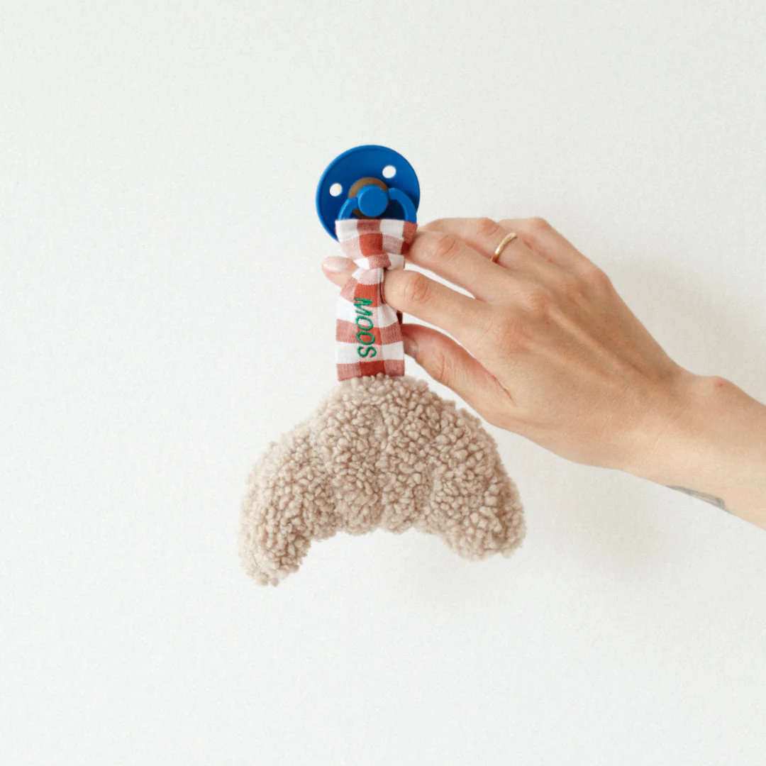 ATELIER POMME Fopspeendoekje Bonjour Little Croissant