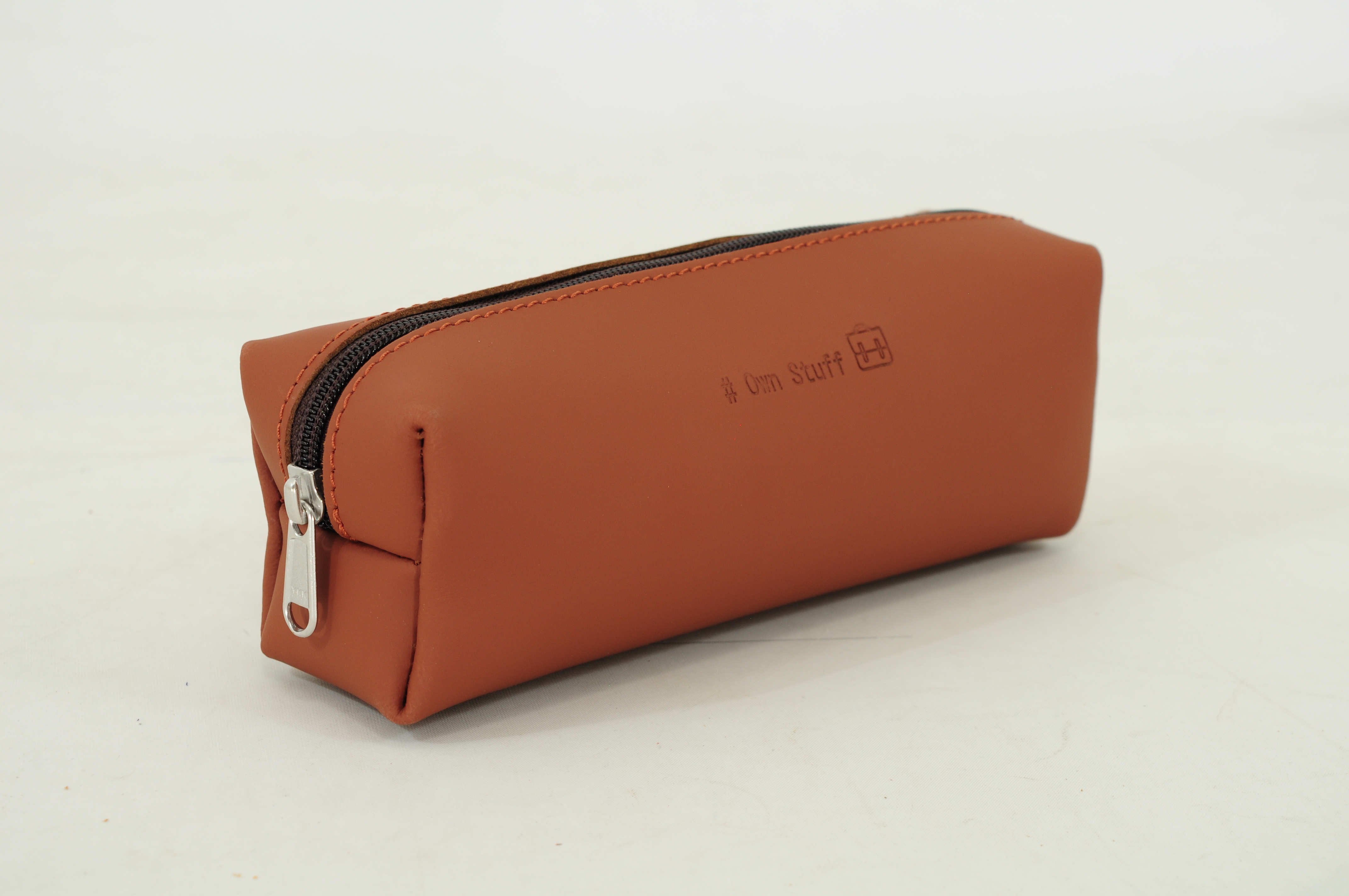 Own Stuff Pennenzak OS Classic Chestnut 22x5.5x7 cm