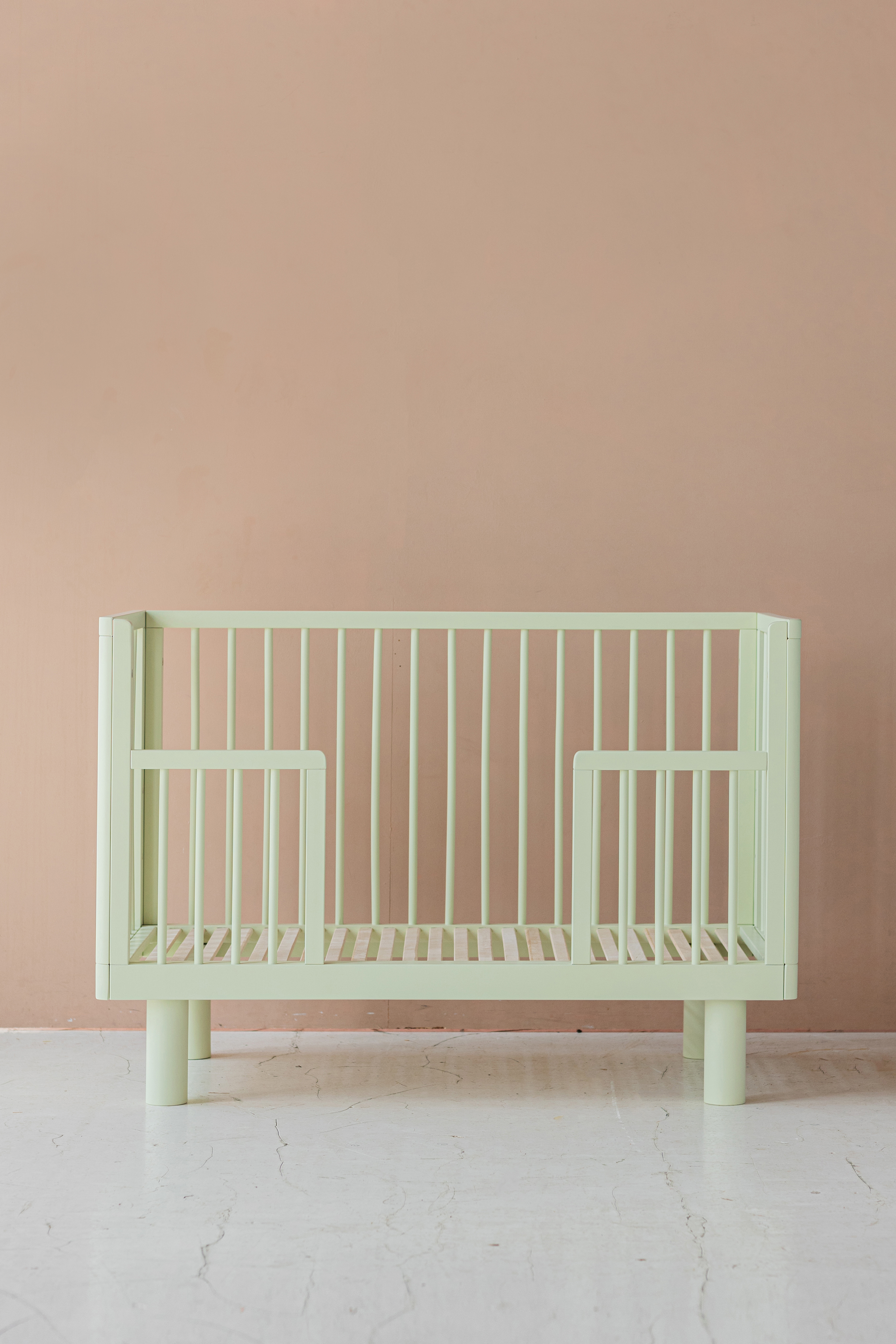 Karl&Fric Bed Nox Cot met Junior Rails Pistachio 120x60 cm