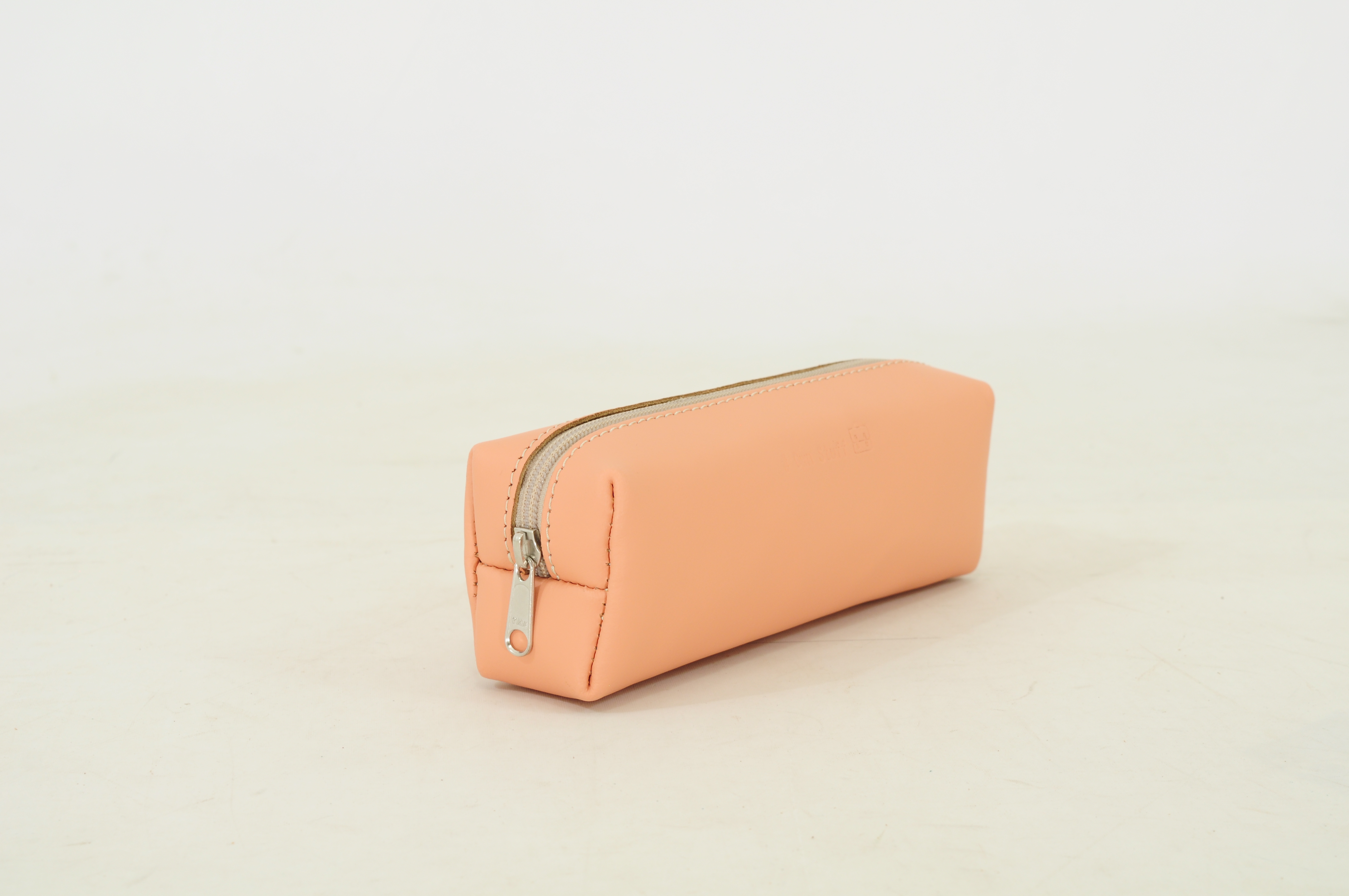 Own Stuff Pennenzak OS Classic Peach 22x5.5x7 cm