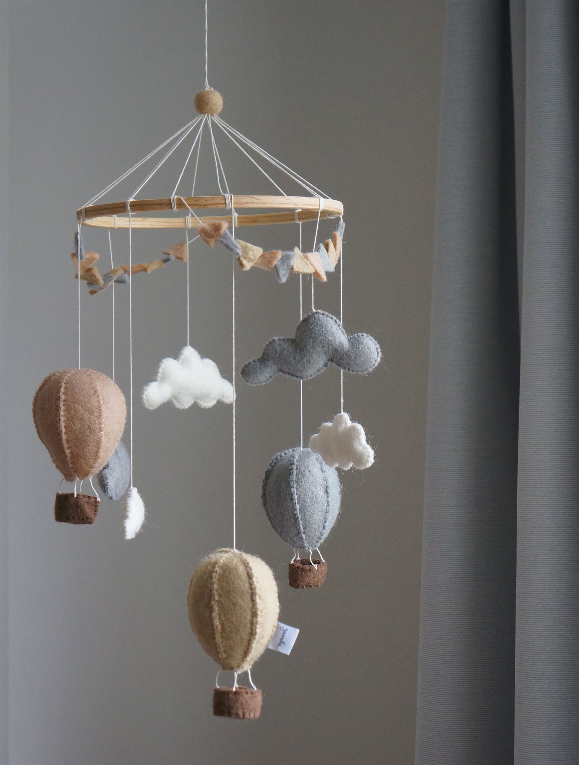 Gamcha Mobiel Luchtballonnen Beige