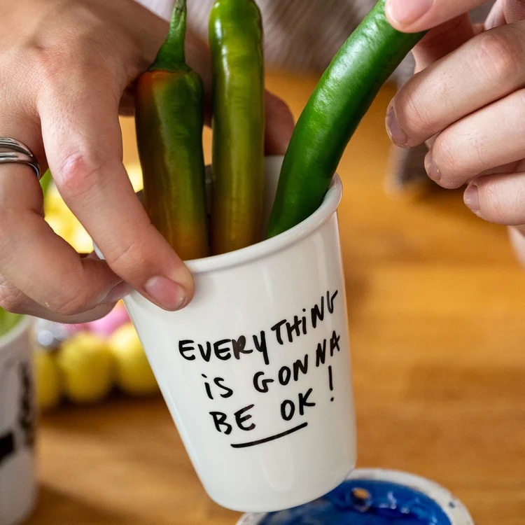 Helen B Beker Everything Is Gonna Be OK 220ml - Porselein - 8x9.5 cm