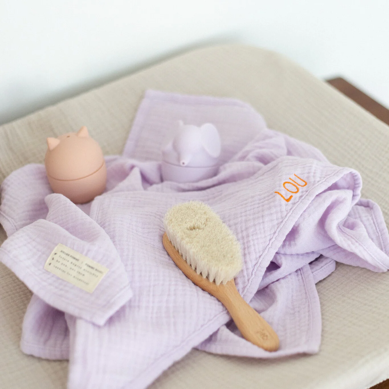 ATELIER POMME Handdoek klein Lucky Lila Gepersonaliseerd