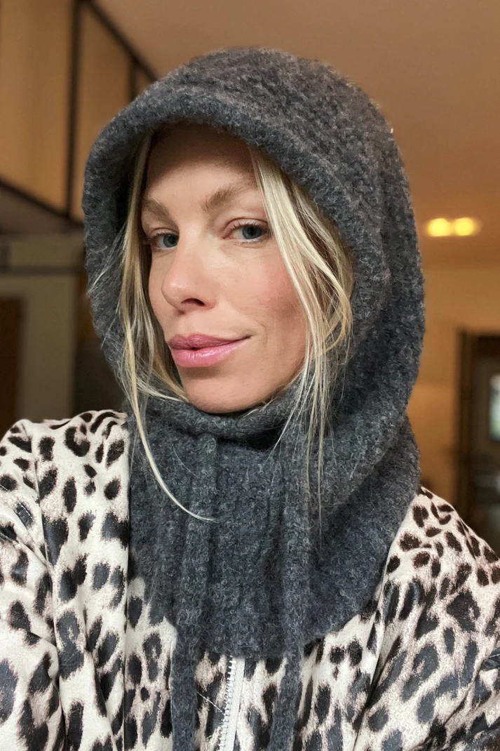 LN Knits Muts Balaclava Beanie Dark Grey