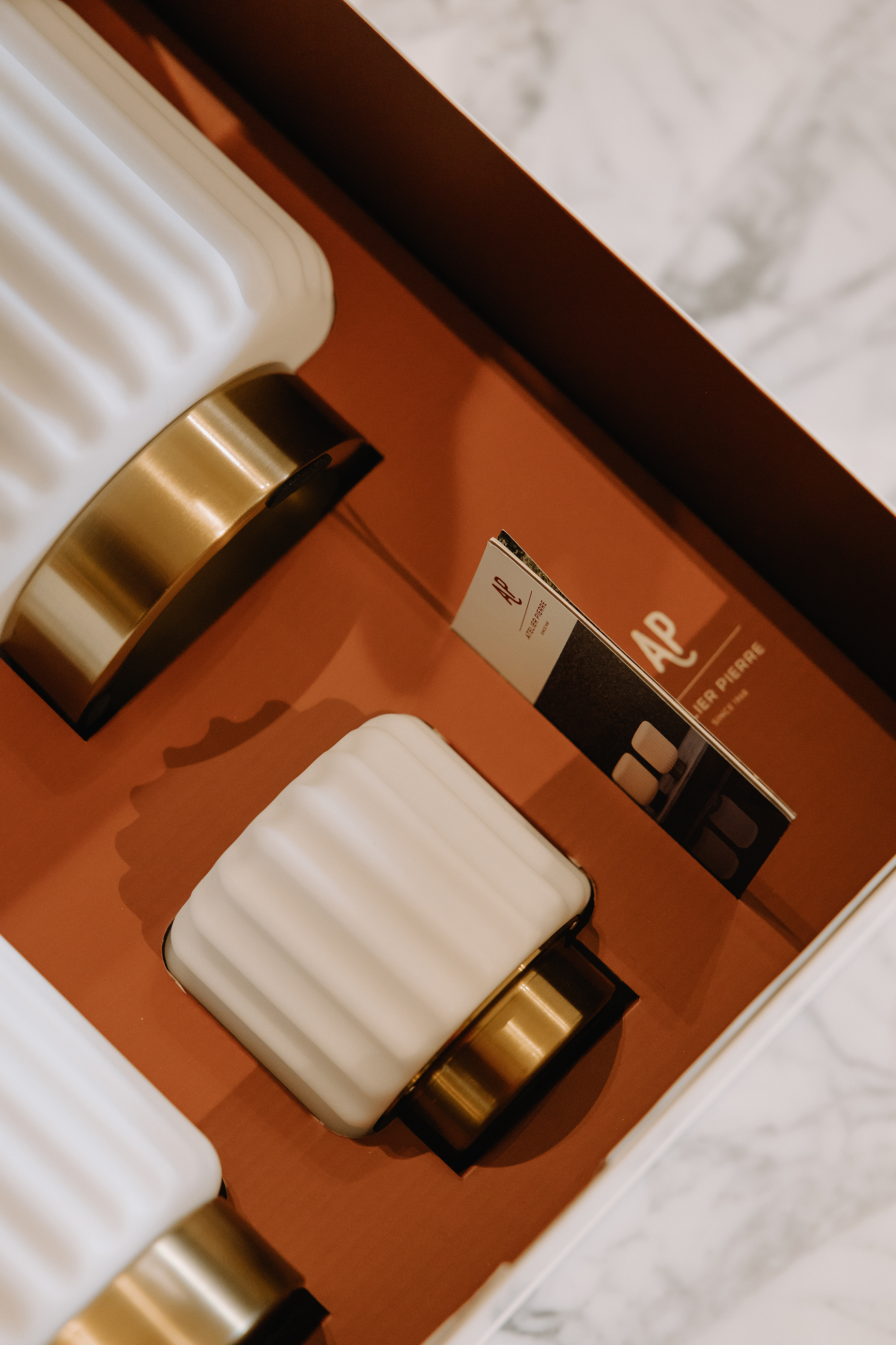 Atelier Pierre Gift Box Dentelles Luxe Gold 36.5x36x17 cm