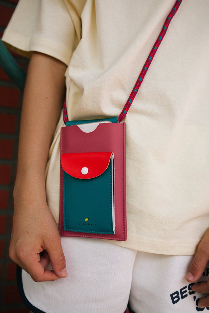 Sticky Lemon Telefoontasje Better Together Athletics Track 10x16.5 cm