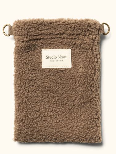 Studio Noos / phone bag / teddy brown