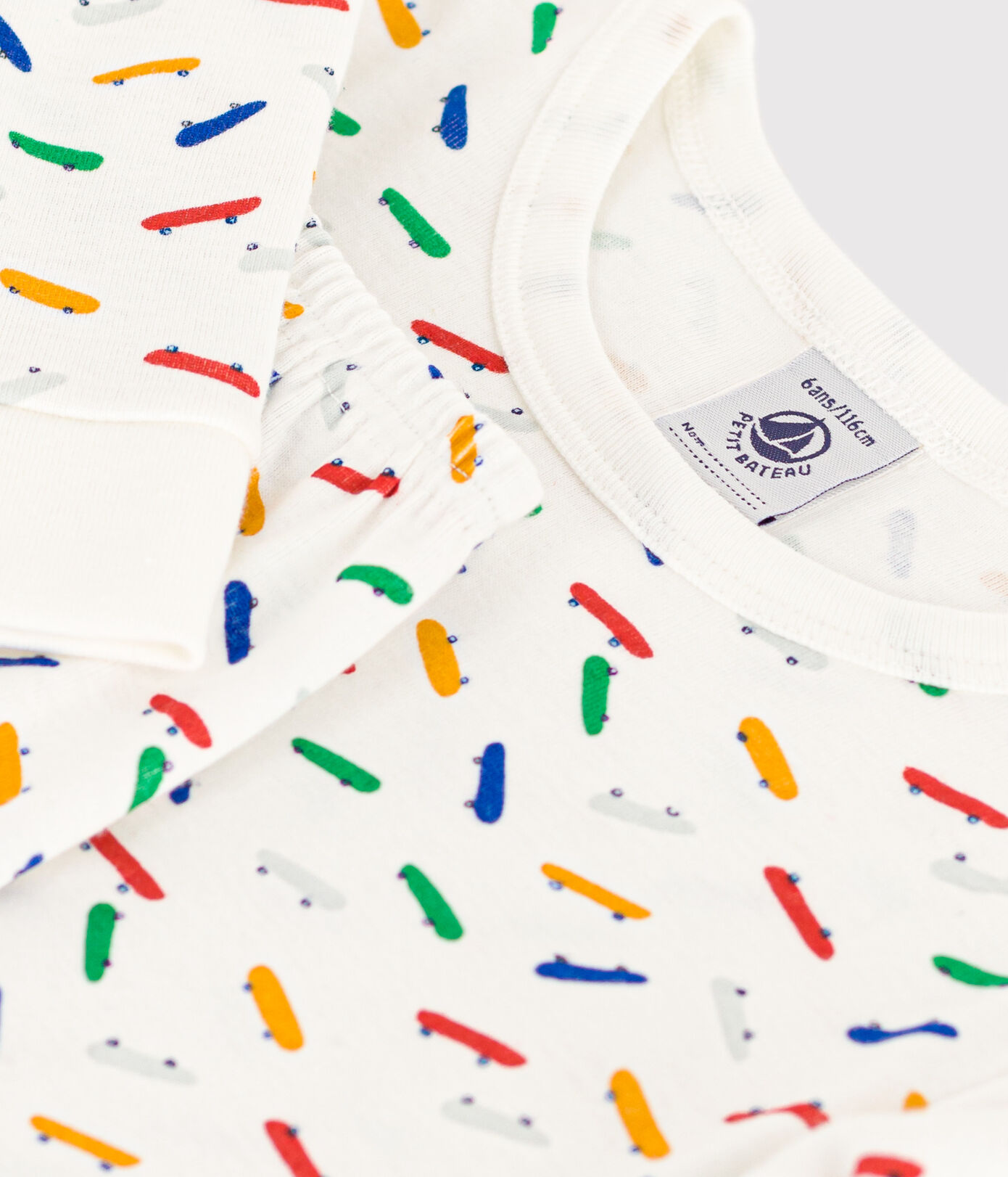 Petit Bateau / pyjama / skateboardprint